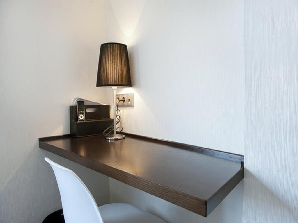 Barcelona Fifteen Central Aparthotel 部屋 写真