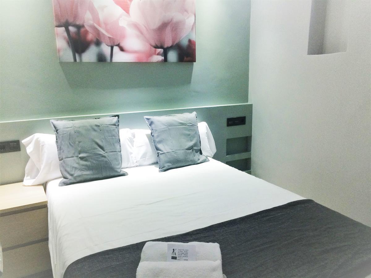 Barcelona Fifteen Central Aparthotel エクステリア 写真